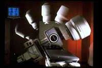 Η Varian ximatron εξομοιωτή ακτινοθεραπείας σε κίνηση. Η Varian ximatron εξομοιωτή ακτινοθεραπείας σε κίνηση.