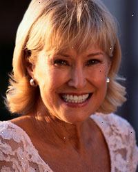 Εικόνα μιας γυναίκας χαμογελαστά